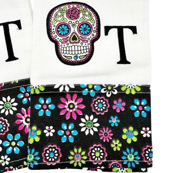 Day Of The Dead Embroidered Kitchen Towels Floral Trim Set Of 2 Sugar Skulls - Picture 7 of 7
